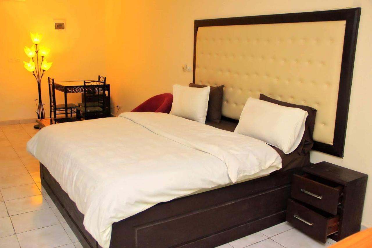 Hotel Saphir Abidjan Exterior foto