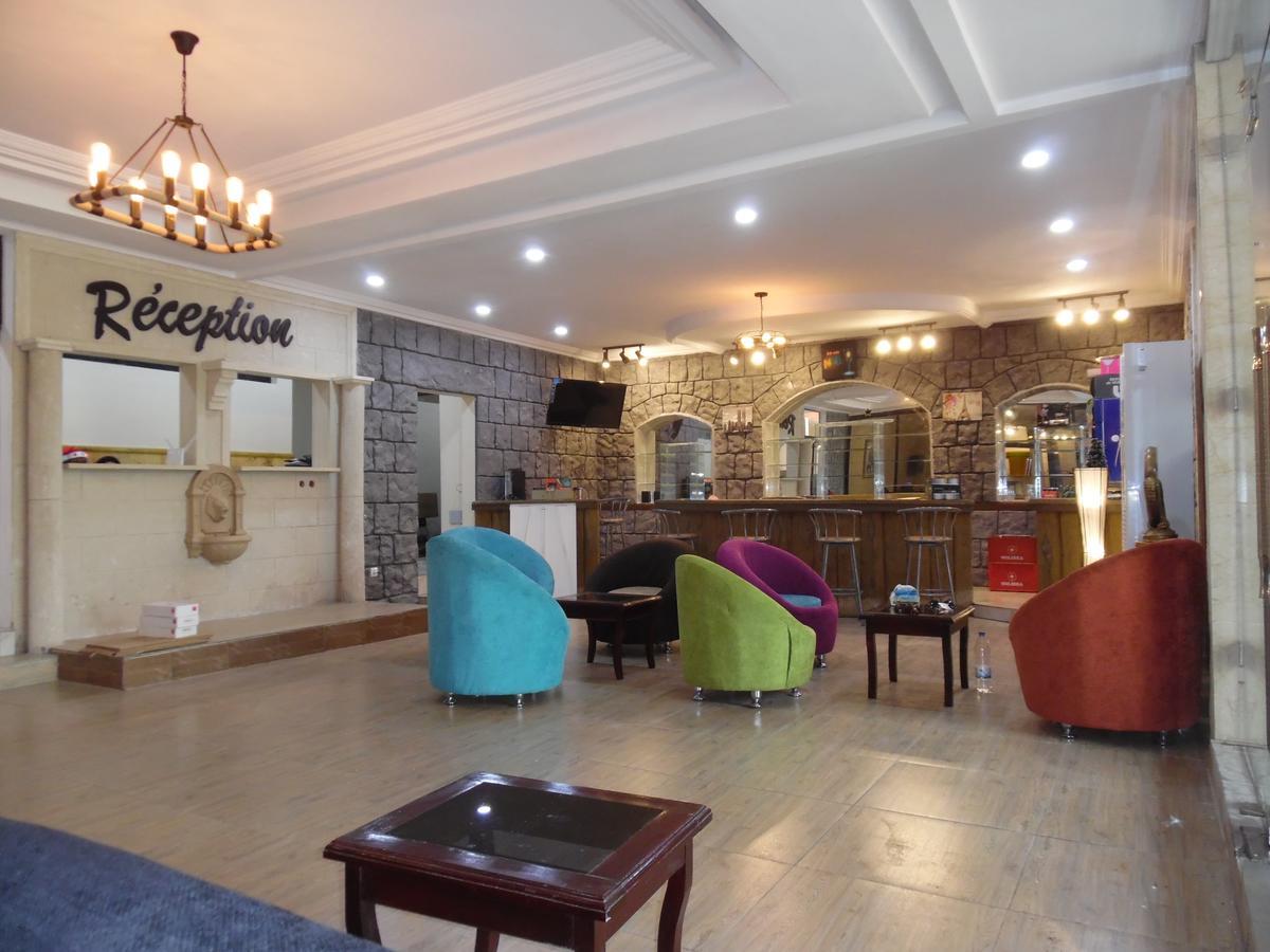 Hotel Saphir Abidjan Exterior foto