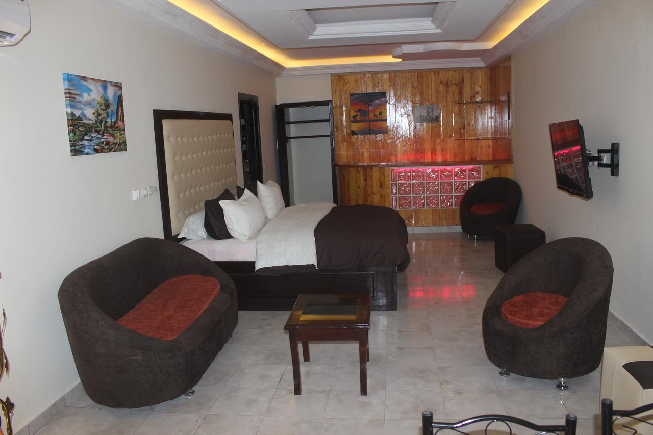 Hotel Saphir Abidjan Exterior foto