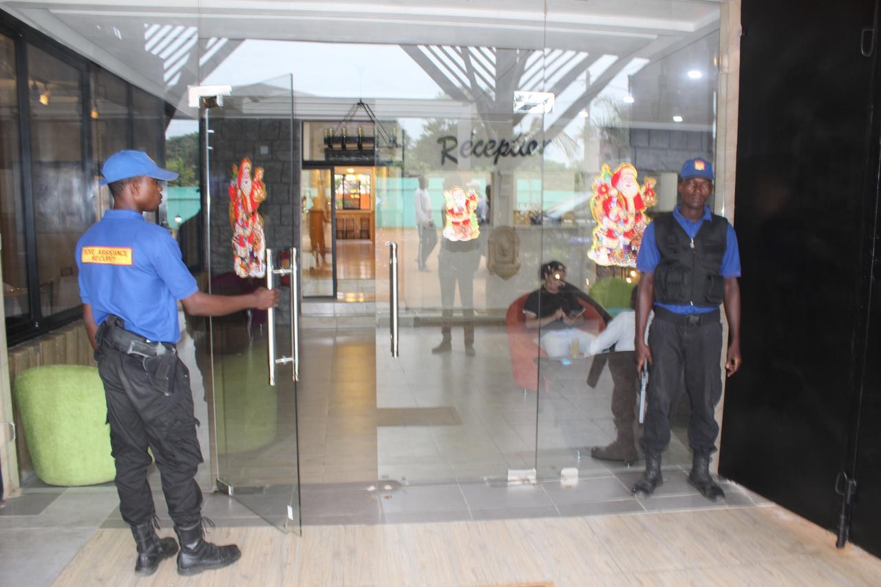 Hotel Saphir Abidjan Exterior foto