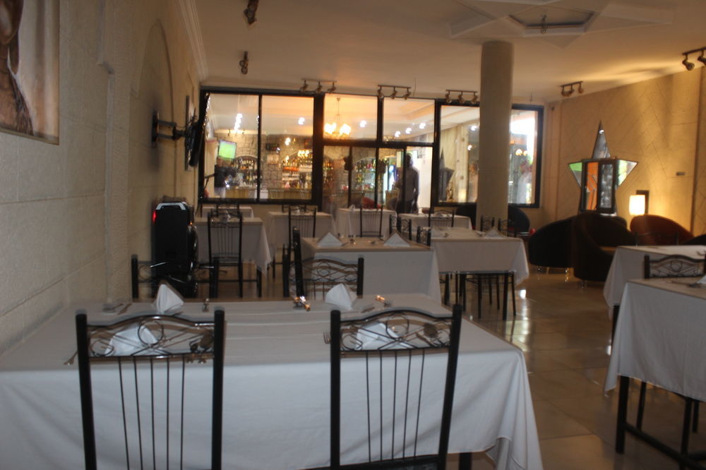 Hotel Saphir Abidjan Exterior foto